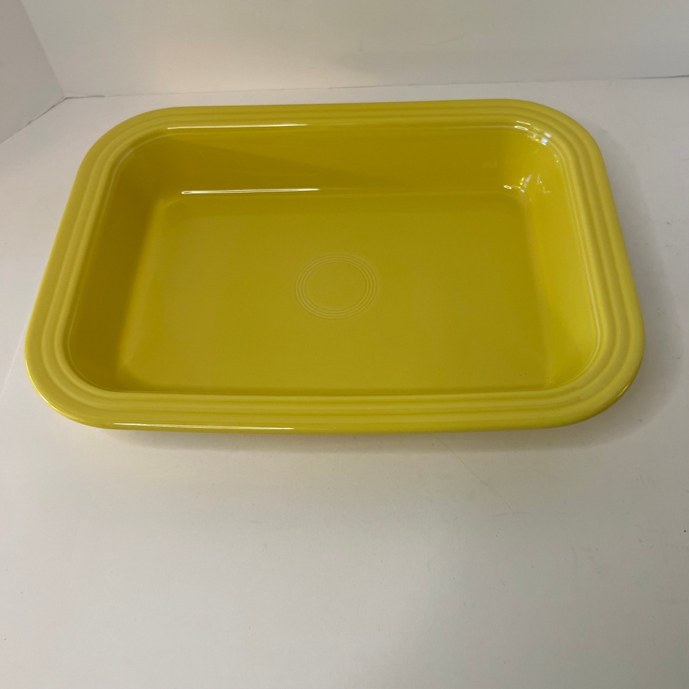 Fiesta Rectangular Baking Dish HLC Sunflower Yellow 9 x 13" New Scuffs on Bottom